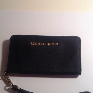 Michael Kors Wristlet